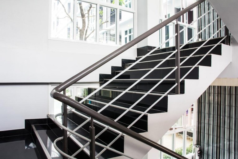 Verrières métalliques à Granges-Narboz pour sublimer vos espaces